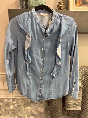 Levi's Light Blue Denim Tencel Button-Up Shirt